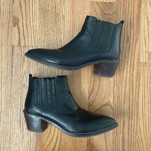 Boden Chelsea Ankle Boots
